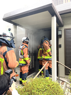 豊田市消防 ナカジツ住宅で消防訓練 ～リアルな訓練場所提供で地域